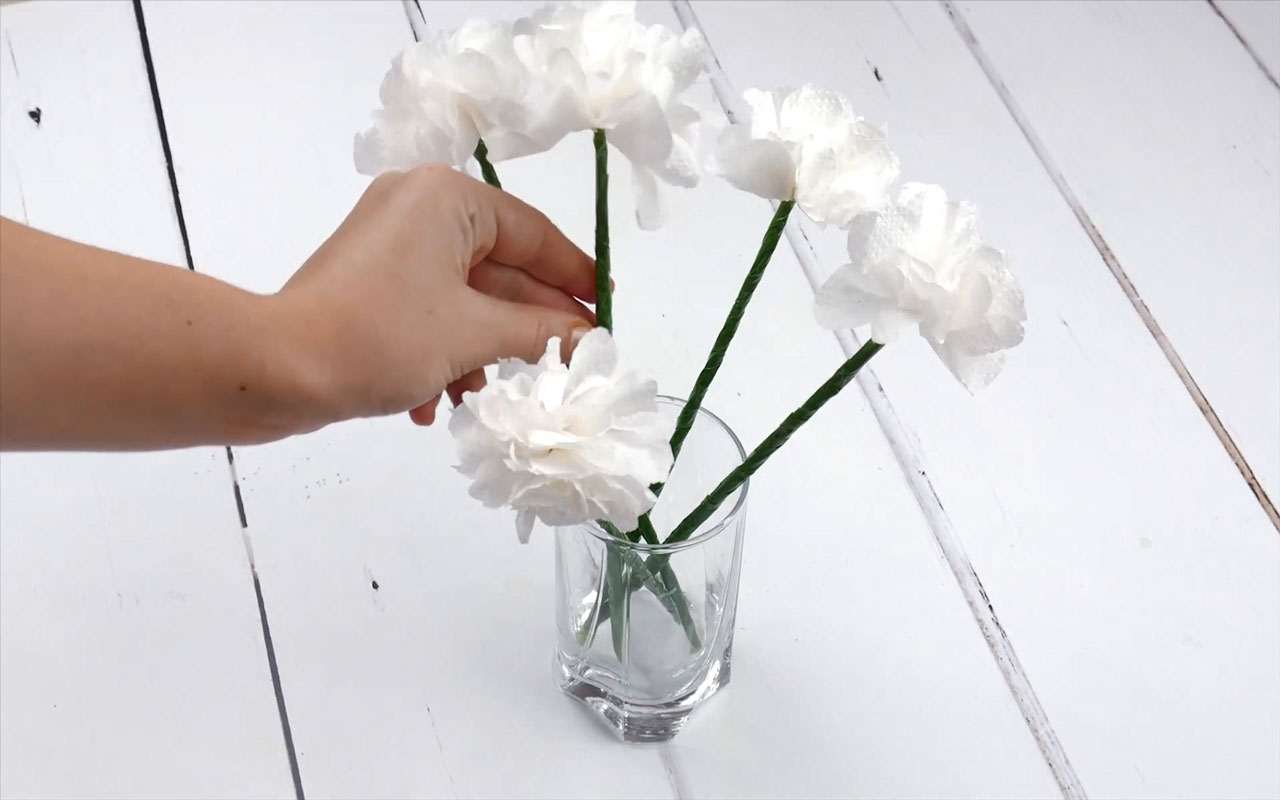 ساخت گل‌های متفاوت با دستمال کاغذی